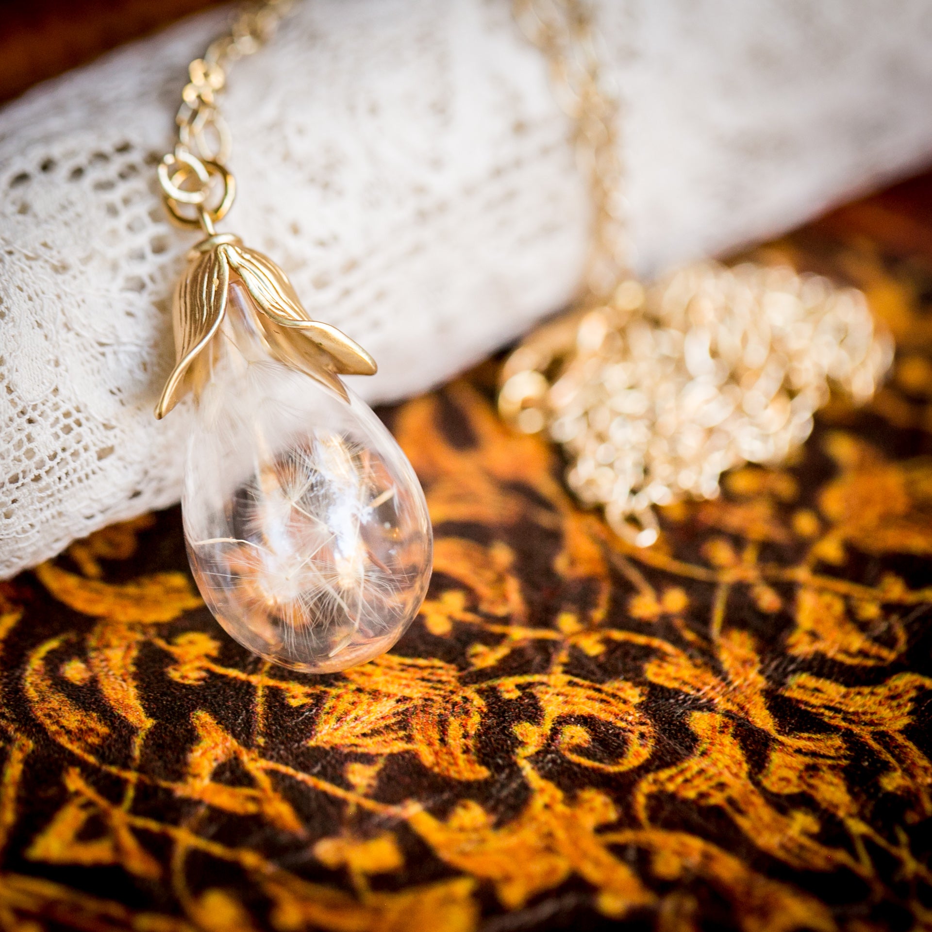 Dandelion discount crystal necklace