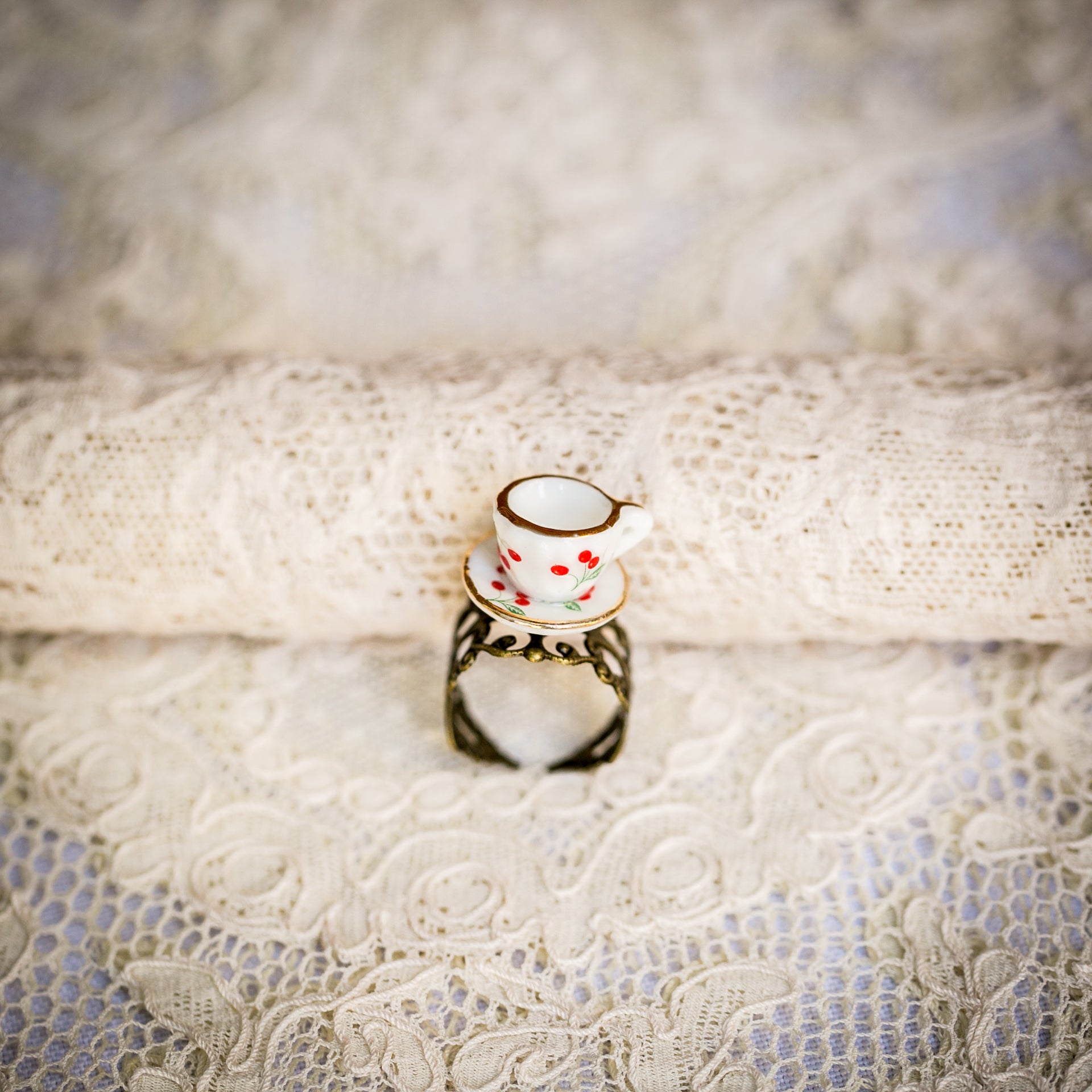 Alice in Wonderland Tea Cup Rings – Adorned by Aisha