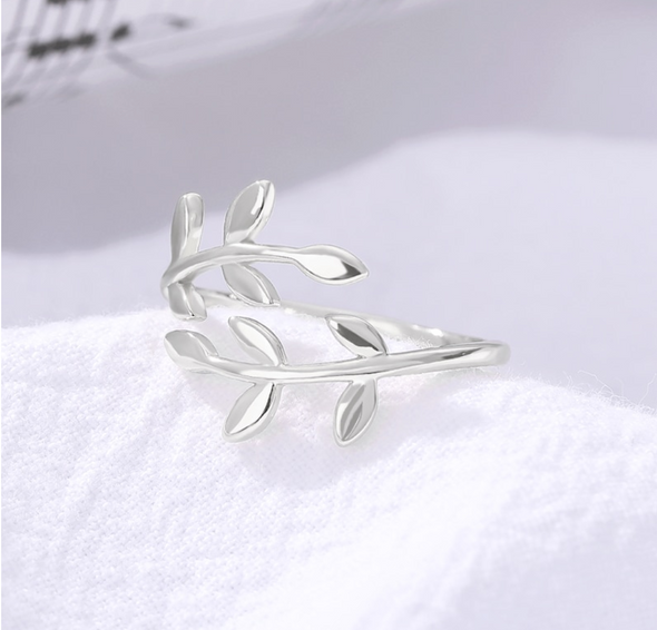 Adjustable Leaf Wrap Ring